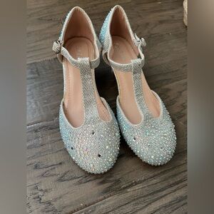 Iridescent Rhinestone T-Strap Dress Shoes - Silver